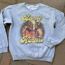 Star Wars Bounty Hunter Mandalorian Gray Crew Sweatshirt Mens Size M