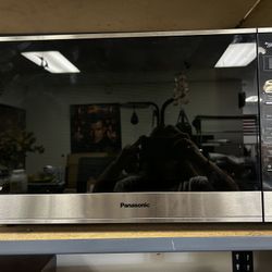 Panasonic Inverter Countertop Microwave 