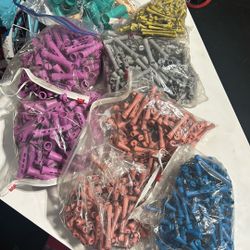 Body Wave Perm Rods. Take All $5.00.