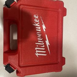 Milwaukee 12 Piece Deep Socket Set 3/8s Drive 