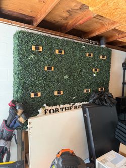 Large Boxwood Hedge Wall Panel