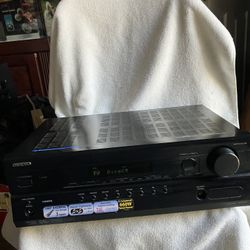 AV RECEIVER