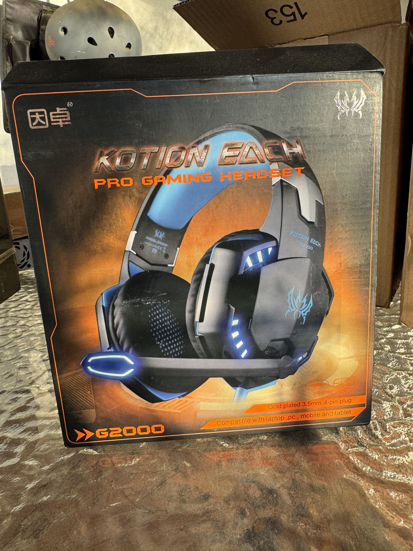 ULTRA GAMING HEADPHONES