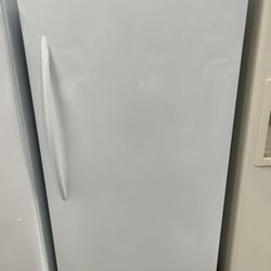 17 Cubic Foot Upright Frost Free Freezer 