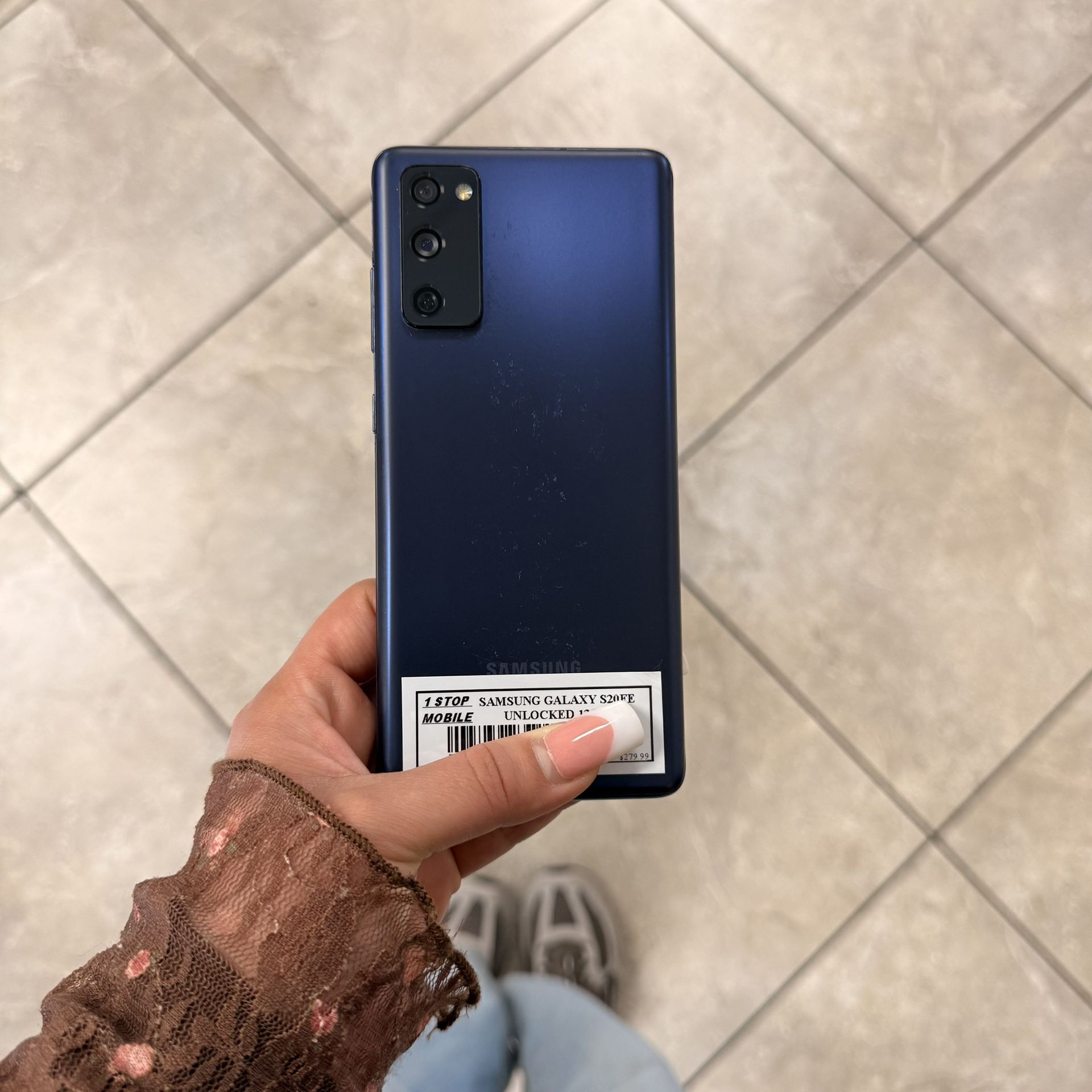 SAMSUNG S20 FE UNLOCKED