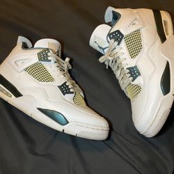 Air Jordan 4 Retro 'Oxidized Green' (takin Offers)