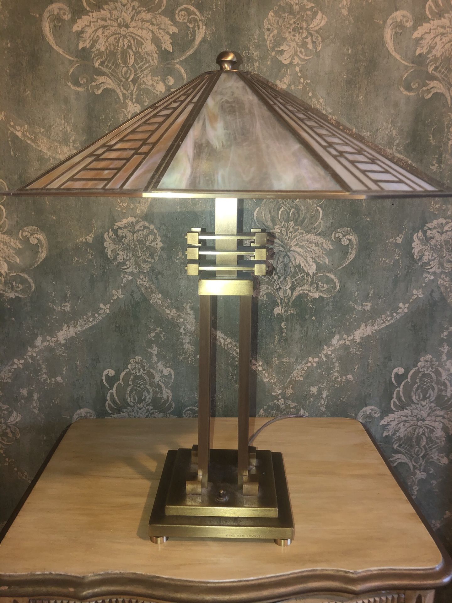 Vintage Fredrick Raymond Art Deco Slag Glass Table Lamp