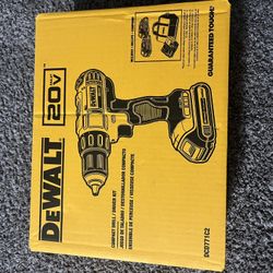 Dewalt Drill Kit 