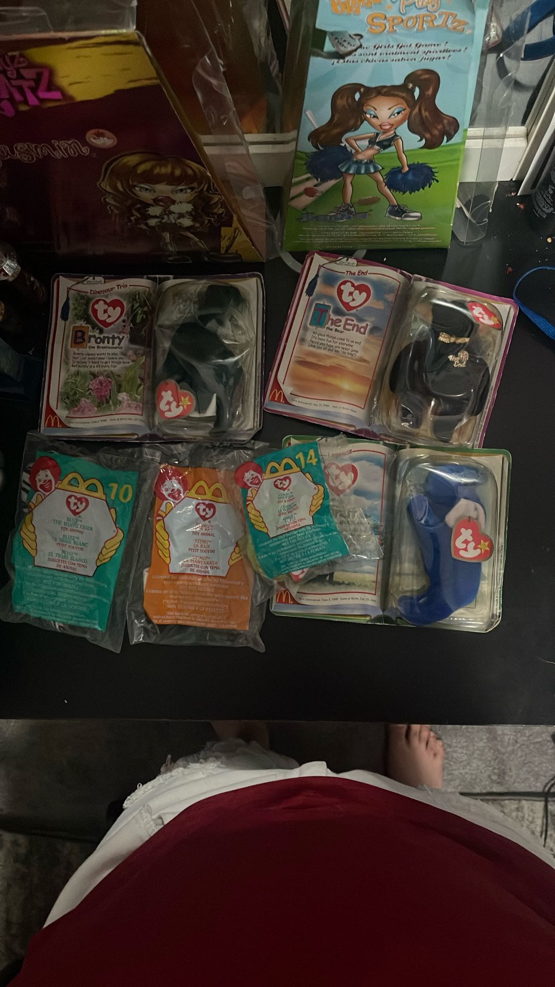 Old 2000s Beanie Baby’s.