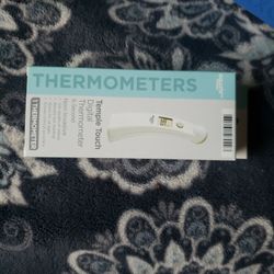 Digital thermometer
