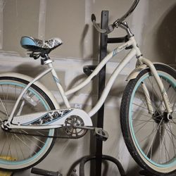 HUFFY BEACH CRUISER