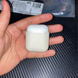 Air Pods Left Side Is Out 