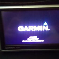 Garmin nuvi 1350 Series 4.3-Inch Widescreen Portable GPS Navigator (Discontinued by Manufacturer)