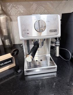 De'Longhi Espresso Machine