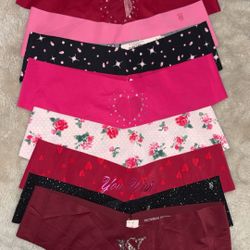 Victoria Secret Thong Bundles Size Mediums 💕💕