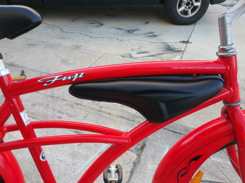 Fuji shakalaka 26in beach cruiser for Sale in Huntington Beach CA
