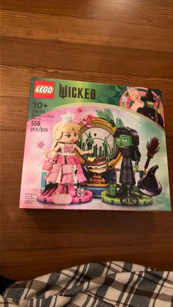 LEGO Wicked Elphaba & Glinda Figures set