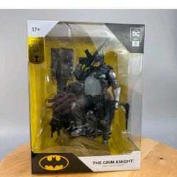 Batman Statue New