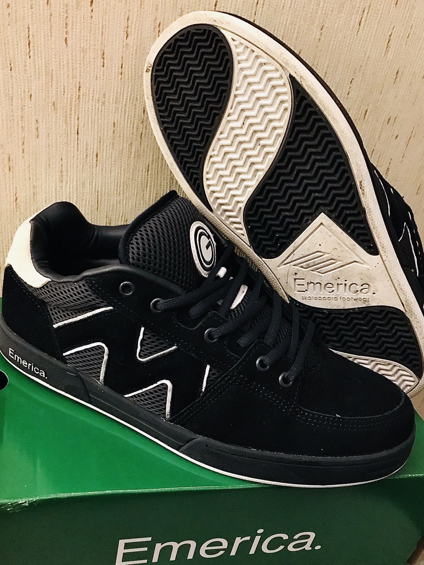 Emerica Marc Johnson OG1 Reissue Mens Skate Shoes US 10.5