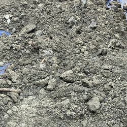 Good Clean Dirt For Leveling Or Planting 