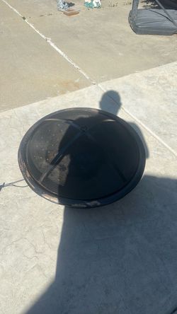 Portable fire pit