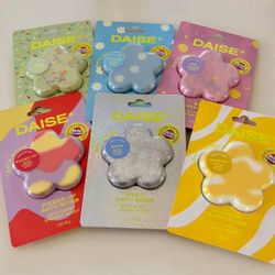 Daise bath bombs Brand New 