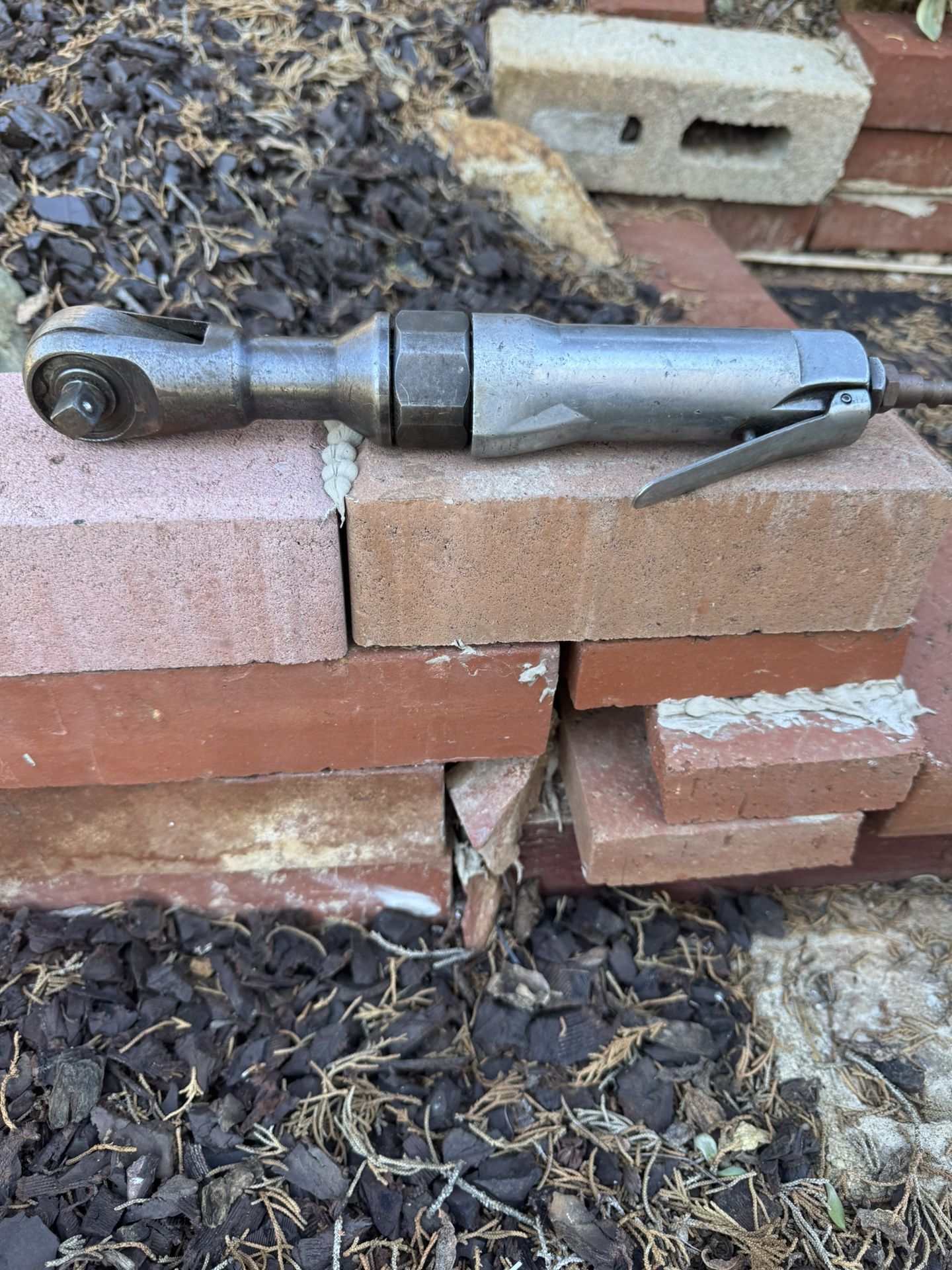 Vintage Heavy Duty Pneumatic Ratchet, Wrench 1/2 Inch Drive