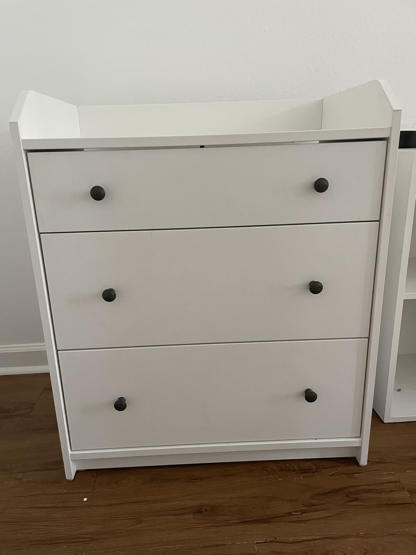 Drawer Dresser With Changing Table