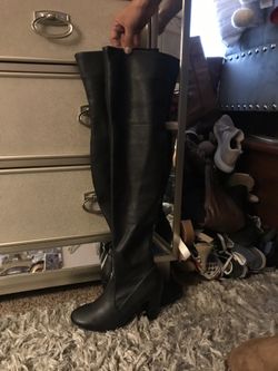 Knee thigh boots