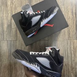 Size 10- Air Jordan 5