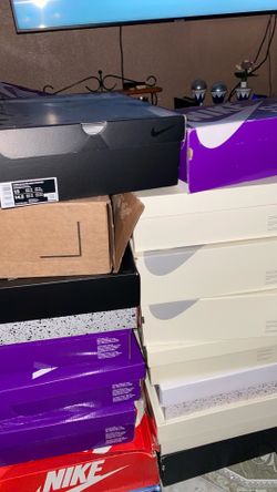 Selling my sneaker collection 👟