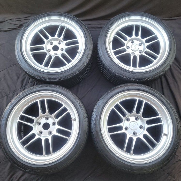 18x9.5J ESR WHEELS & TIRES