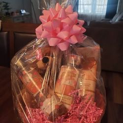 Get Your Christmas, Birthday Or a Thank You Gift Baskets