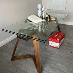 Dinning Table with Chairs 