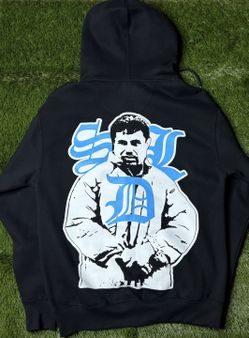 Sky’s da Limit Sweater size Medium