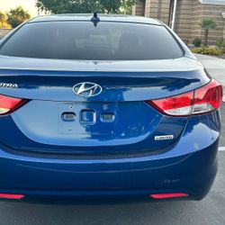 Minty Fresh Hyundai Elantra 