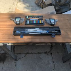 Quinn 1/2 Inch Mechanical Torque Wrench + Tools