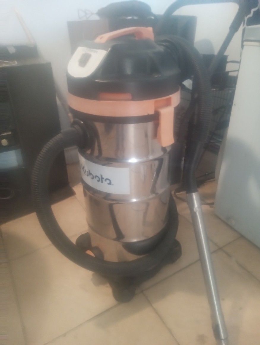 Kubota ,Shop BackVacuum