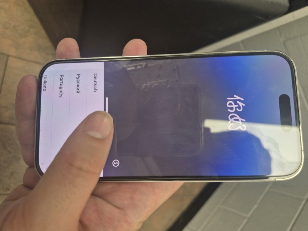 Unlocked Iphone 14 W/ Service 