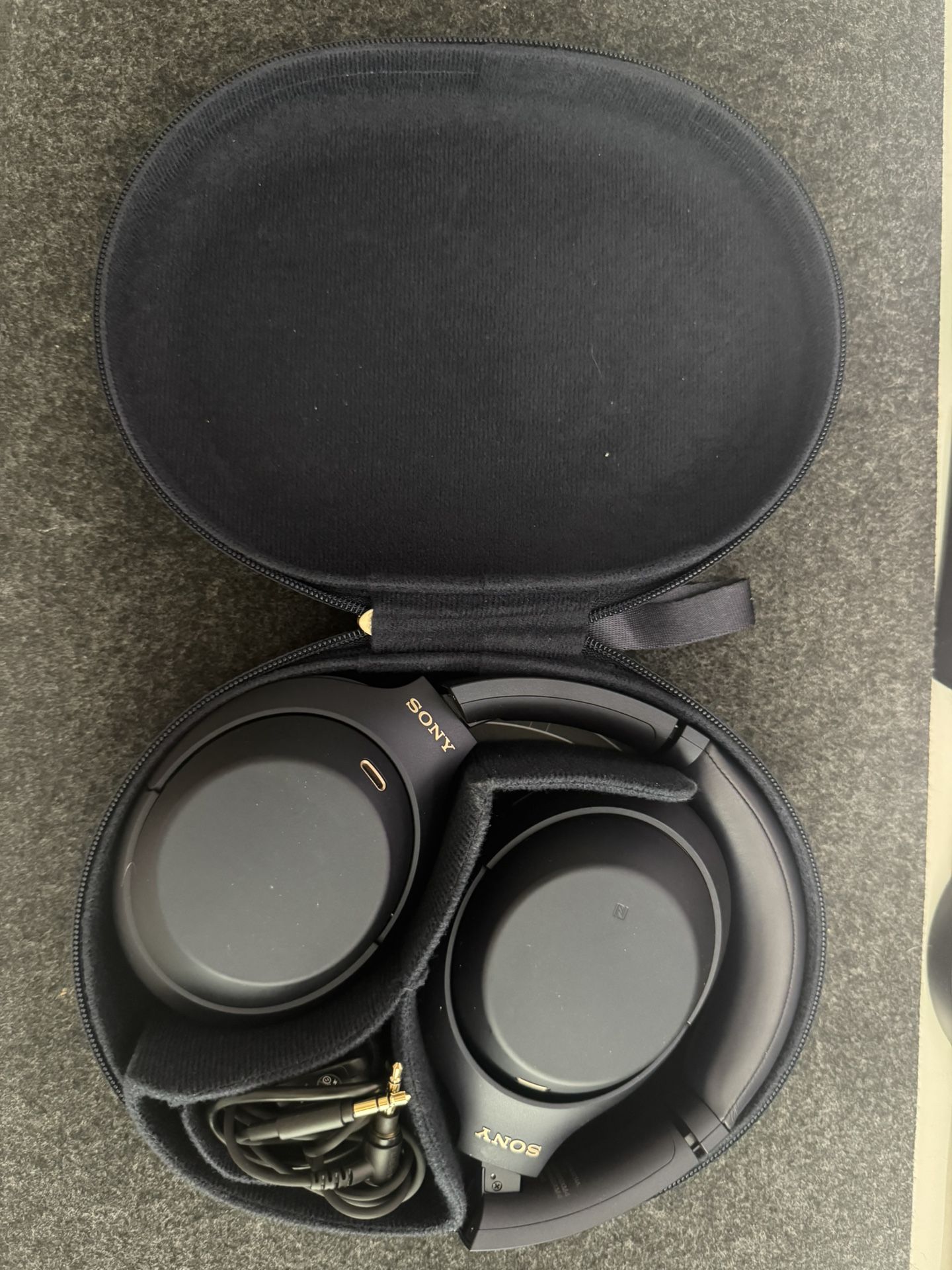 Sony XM-4 Headphones With Cables!
