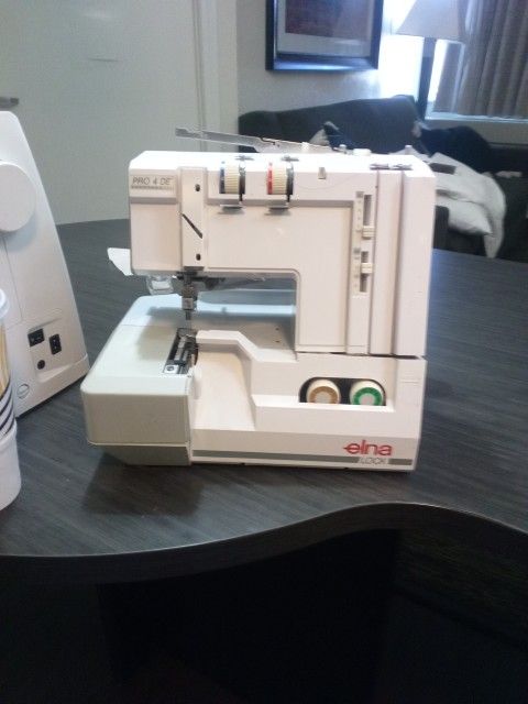Elna Lock Pro 4 De Electronic