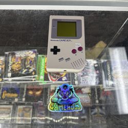 Nintendo Gameboy Original $120 Gamehogs 11am-7pm