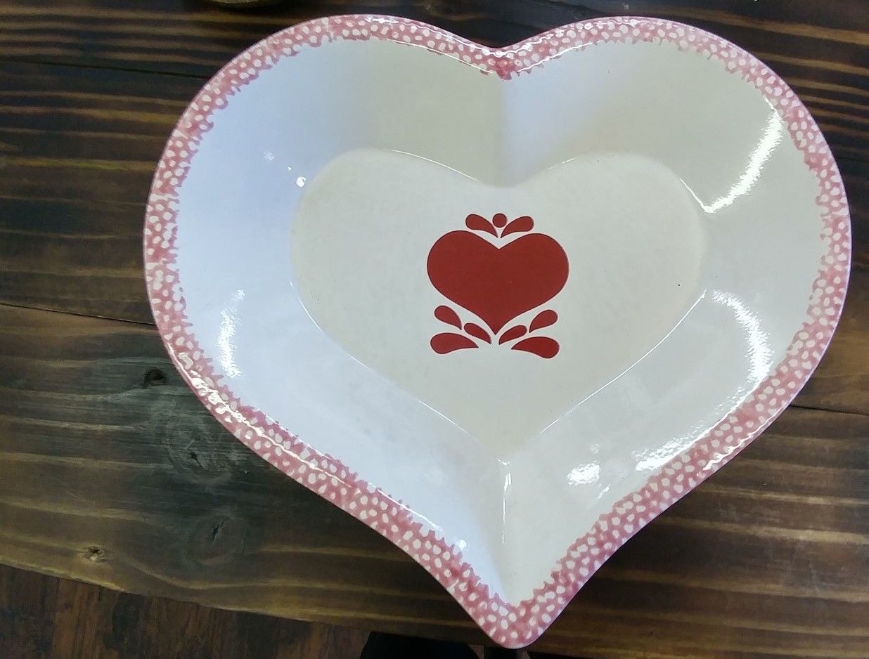 Heart shaped pie dish for Sale in NO FORT MYERS, FL OfferUp