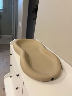 Keekaroo baby changing pad