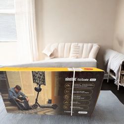 6393483 Segway G30 Max Electric scooter 40.4 range and 18.6 mph 