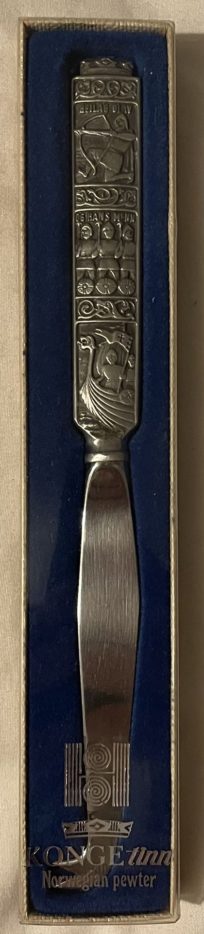 Konge Tinn Royal Norwegian Pewter Norway Curved Cheese Knife Viking Designs 5034 In Box