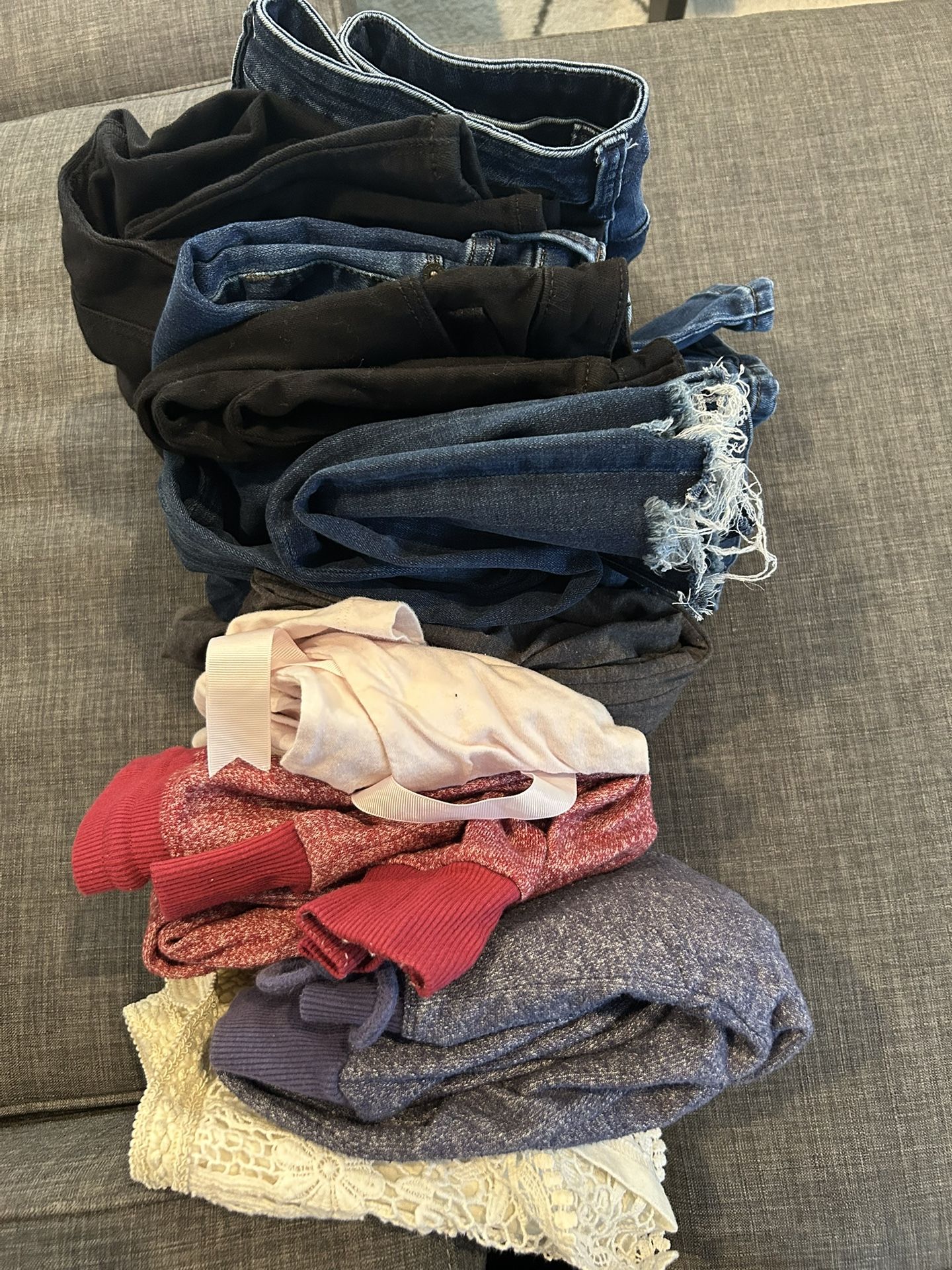 Women’s Clothing Size 0