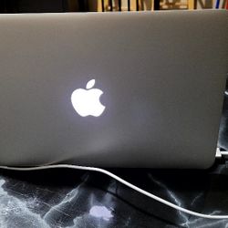 Apple MacBook Pro 2011 For Sale