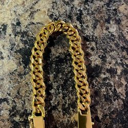 Cuban Bracelet 18 Gold Plated 