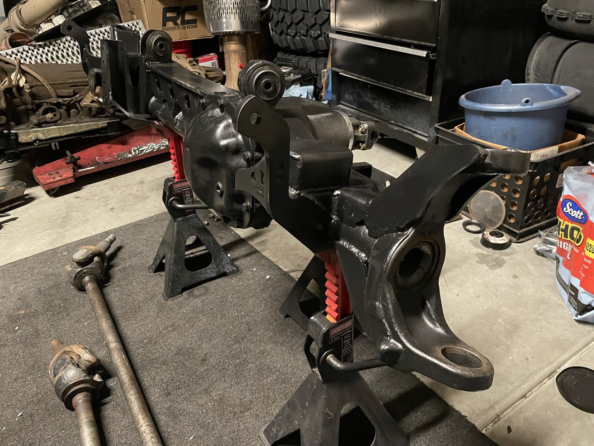 Dana 30